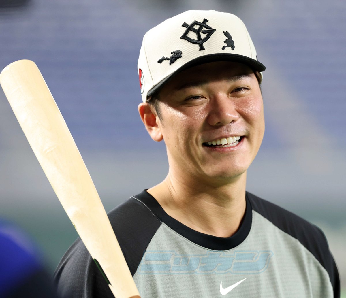 坂本勇人選手とかわいいポケモン30周年特別企画仕様のキャップ。今日は
