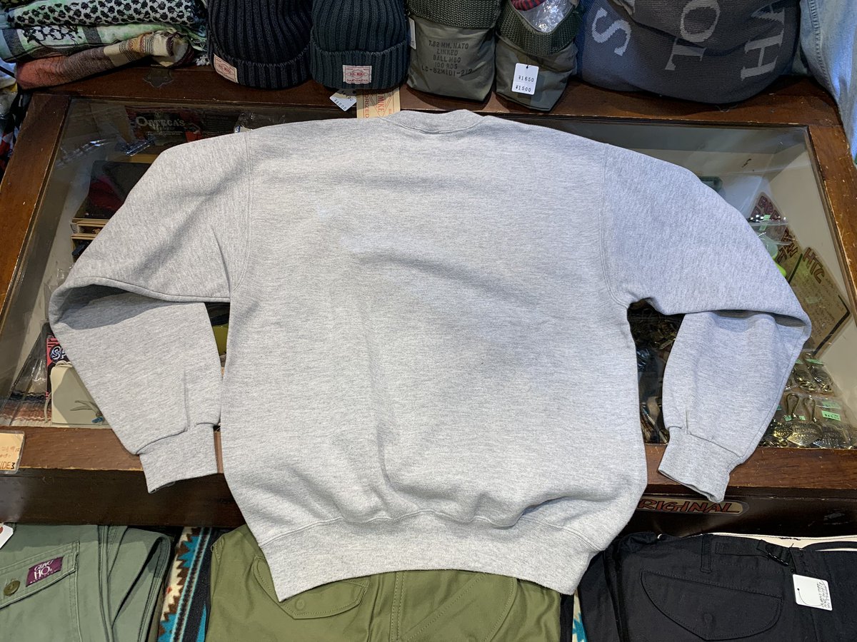 outsidekawasaki's tweet photo. USED SOFFE
刺繍 Trainer
-USMC-
Made In USA 🇺🇸

Size M
M〜Lぐらい
Price ¥6930 Taxin

#アウトサイド川崎 #川崎 #古着 #川崎古着 #神奈川古着 #川崎古着マップ #川崎アメカジ #soffe #ソフィー #刺繍 #ミリタリースウェット #古着スウェット #usmc #マリンコープ #madeinusa #アメリカ製 #アメカジ https://t.co/B5C9nLOby2
