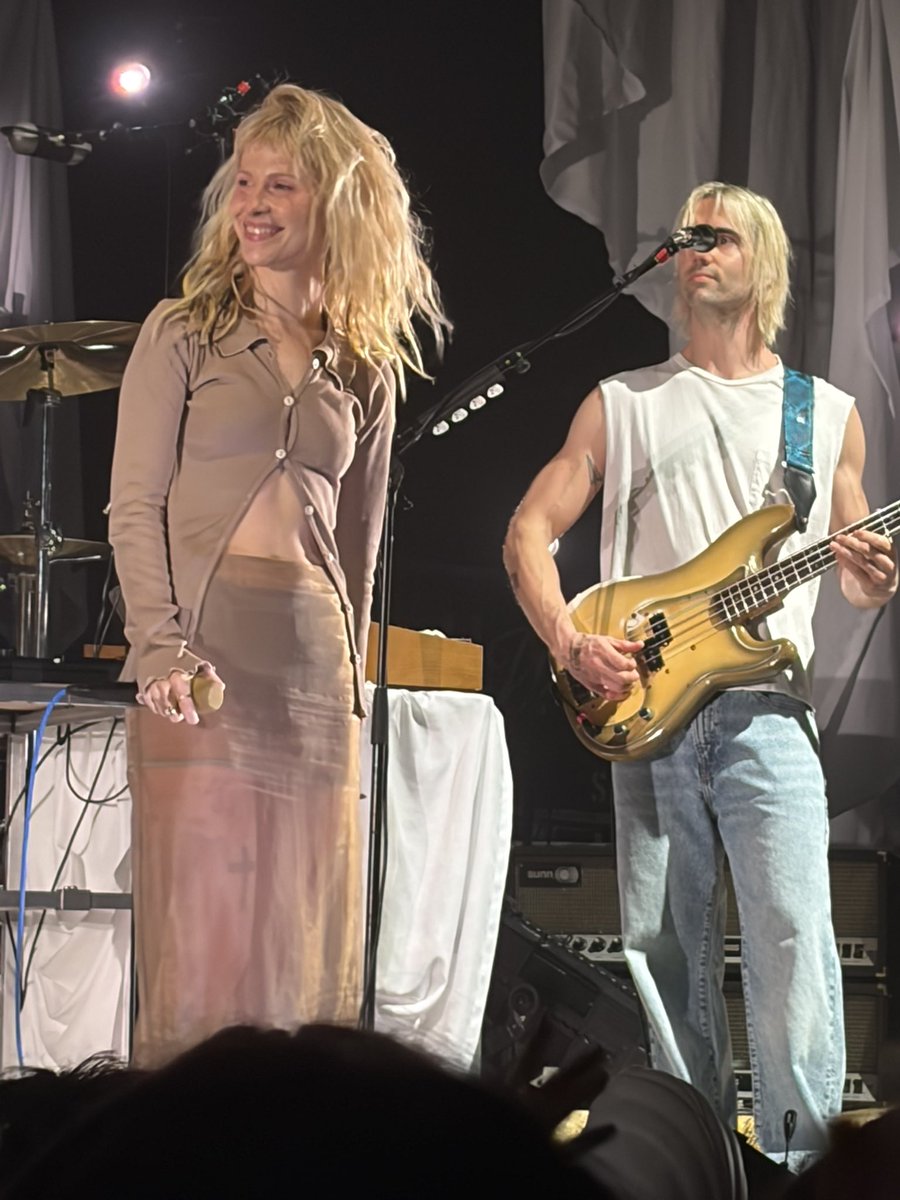 willow 🍉| experienced ego death tweet media