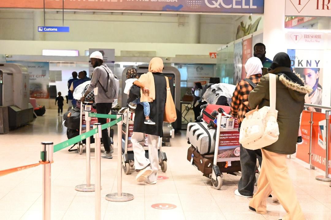 GambiaMoFA's tweet photo. GOVERNMENT FACILITATED RETURN OF GAMBIAN NATIONALS FROM IRAN TO THE GAMBIA https://t.co/78Vrbwf7OK