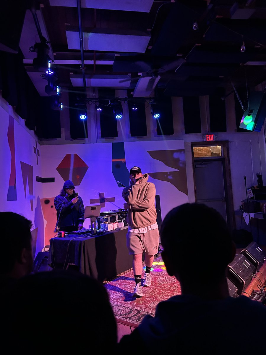 killinit tweet media