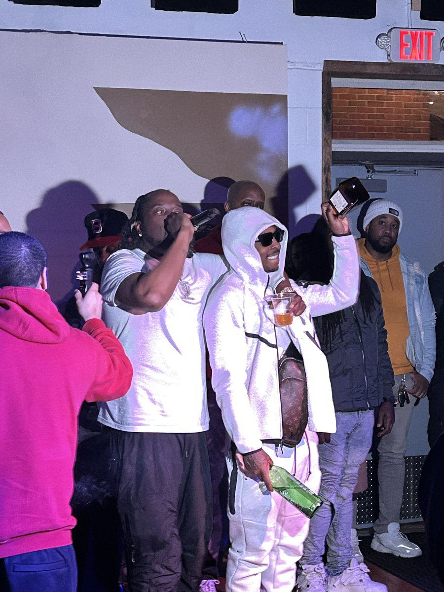 killinit tweet media