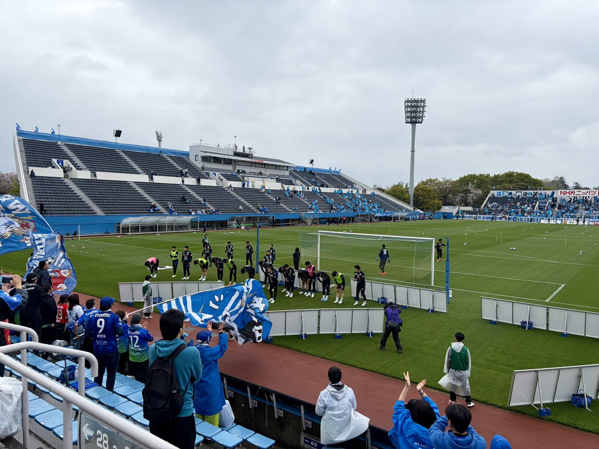 来ましたよ、ニッパツ三ツ沢球技場。
さあ、90分で決めましょう！

#ブラウブリッツ秋田
#信秋田一体