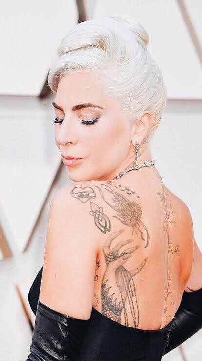 D E N N Y tweet media