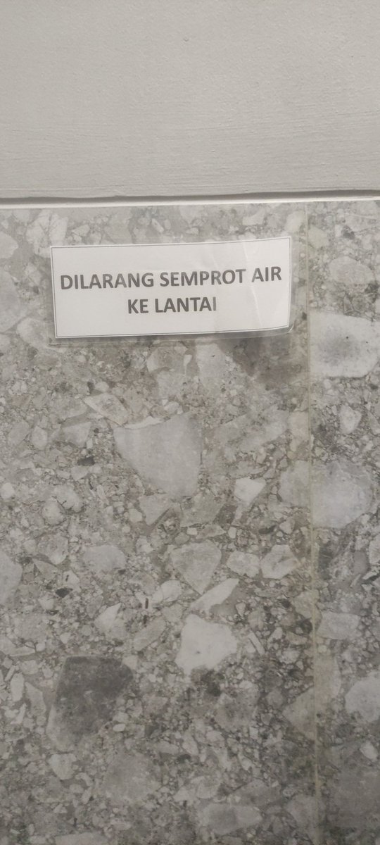 Bukan HenHen tweet media