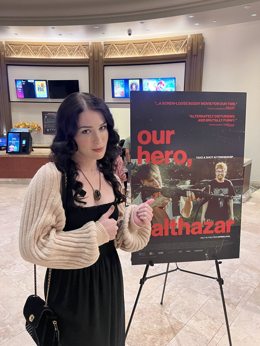 Evelyn Claire tweet media