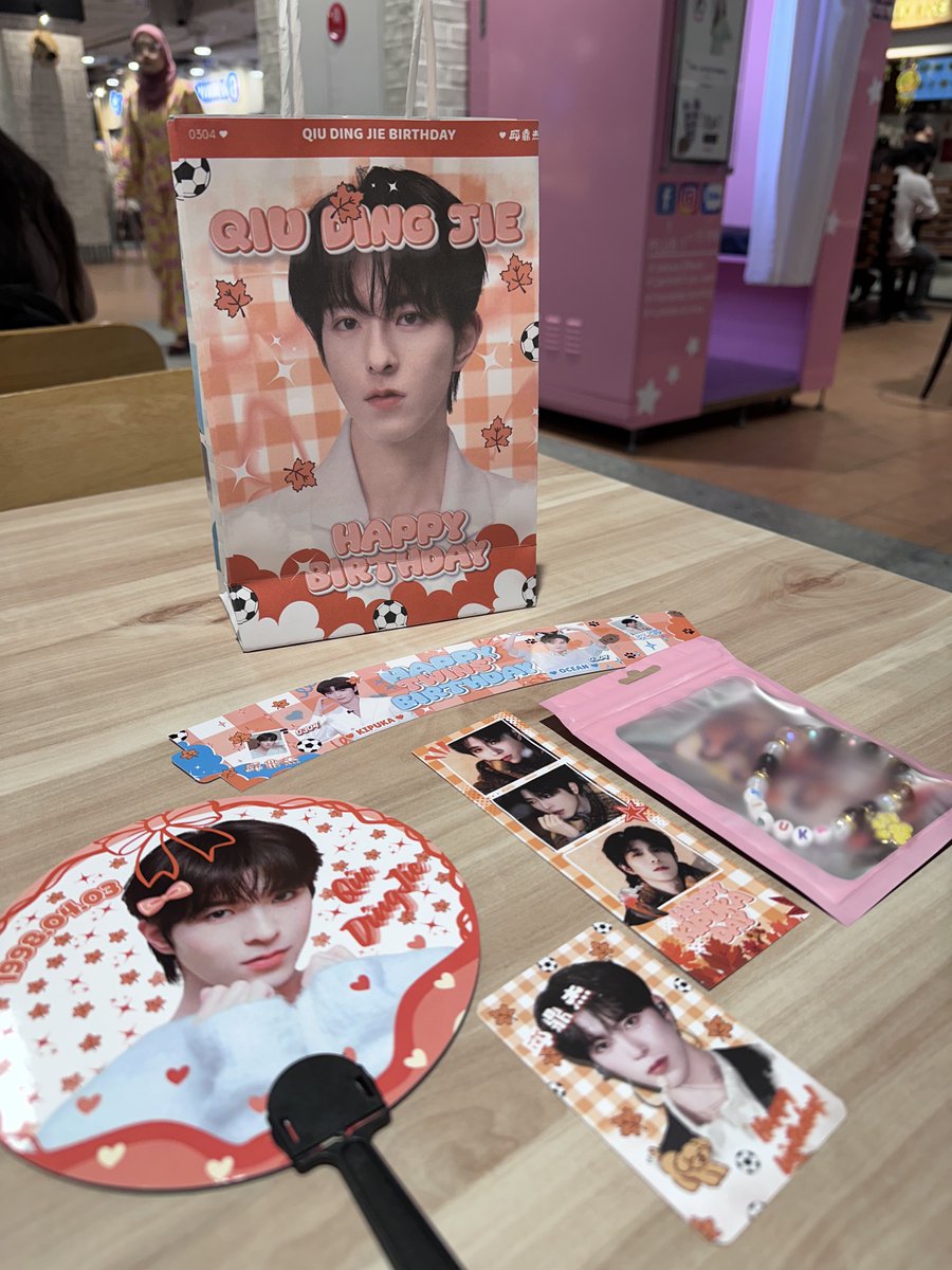 Smiley N ·ᴗ· tweet media