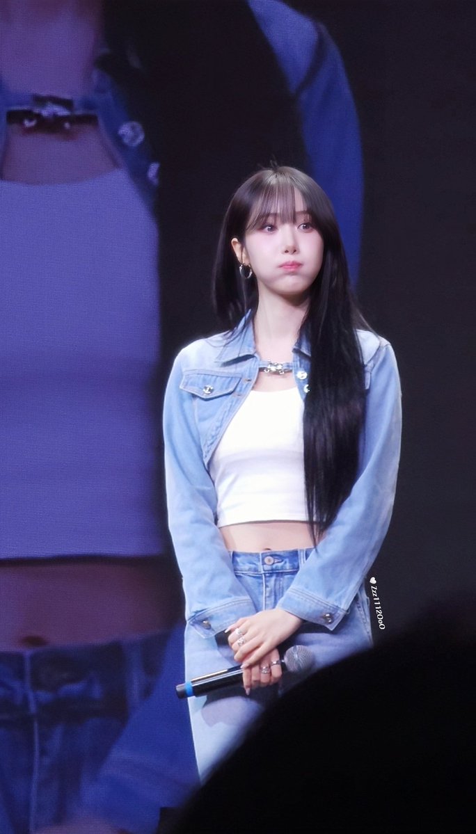 Crblile's tweet image. 260328
VIVIZ are all so adorable, how can anyone choose?It must be so hard to choose! Let's think about it (think like Eunha).
#VIVIZ #EUNHA #SINB #UMJI #비비지