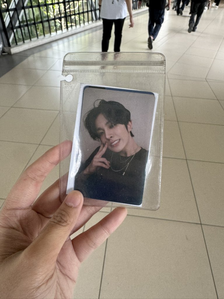 Christy😸 tweet media