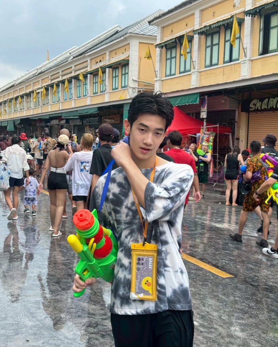 ┌ ★ 𝙢𝙛𝙙 🦕🍊 ’ tweet media