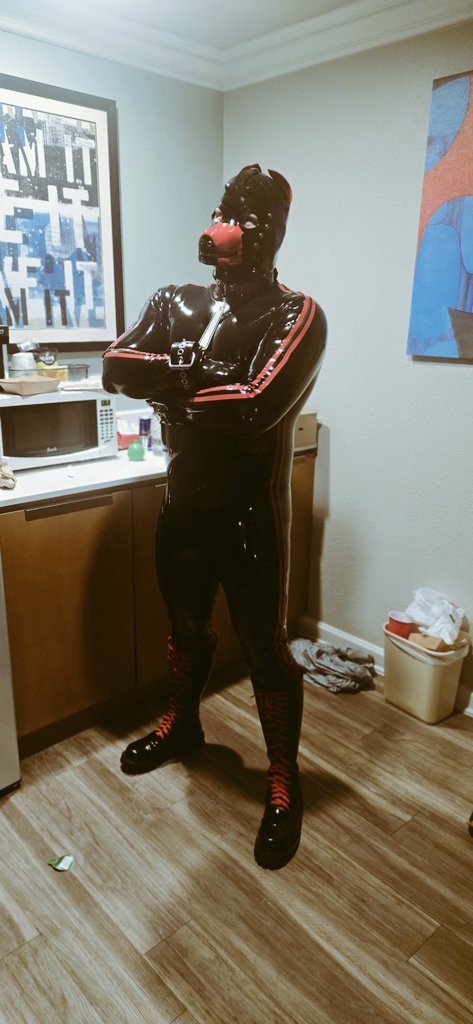 Poggy🔜FWA tweet media