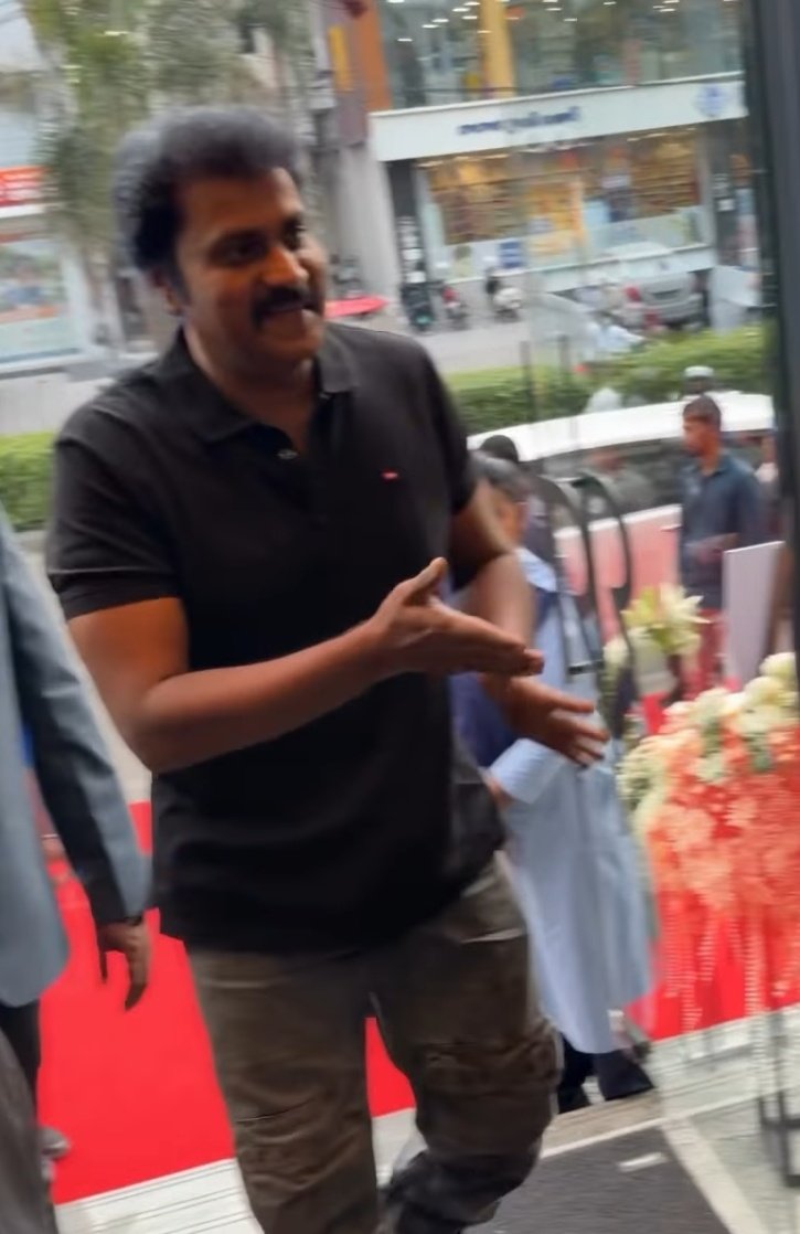 GetsCinema's tweet image. #Sunil - BECOMES SO LEAN AGAIN - is he planning to act as #HERO again.