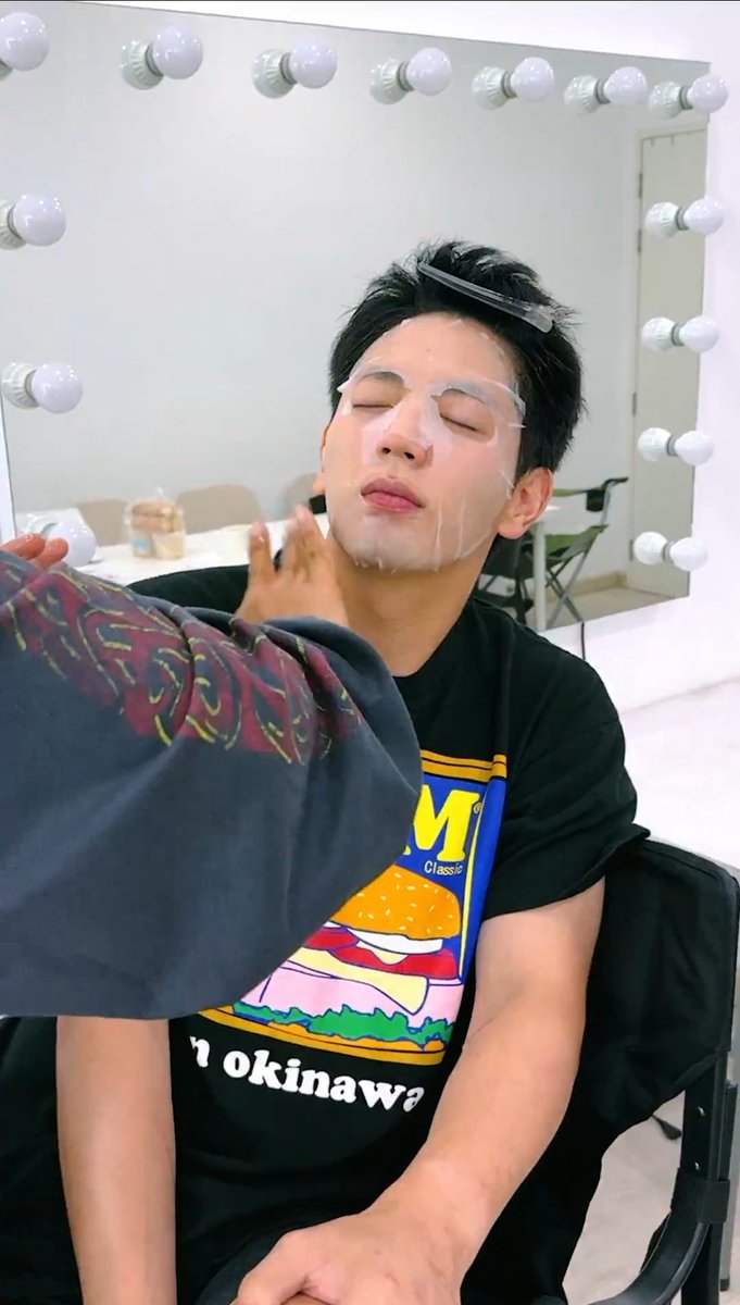 OhAikojang tweet media