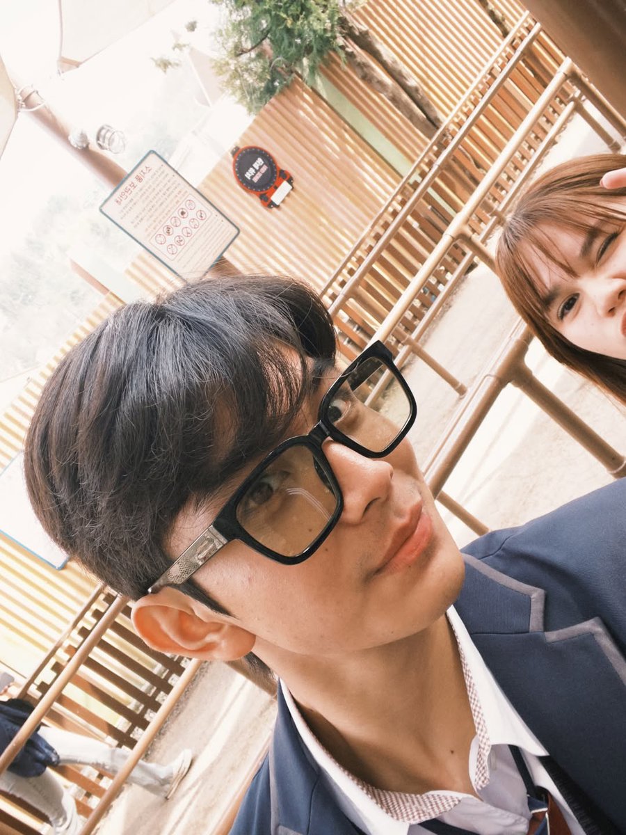 ANNYEONGHASEYO FROM ASHRAVE! 🇰🇷🫰🏻

Former “Pinoy Big Brother: Celebrity Collab Edition 2.0” housemates Ashley Sarmiento and Rave Victoria are enjoying their time in South Korea, as seen in photos recently shared by Rave.

The two look adorable in modern South Korean school