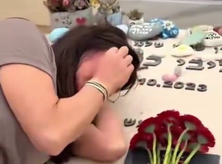 ⚡ᵢₒₙᵢₛₜᵤₚᵢdᵢₒₜ tweet media