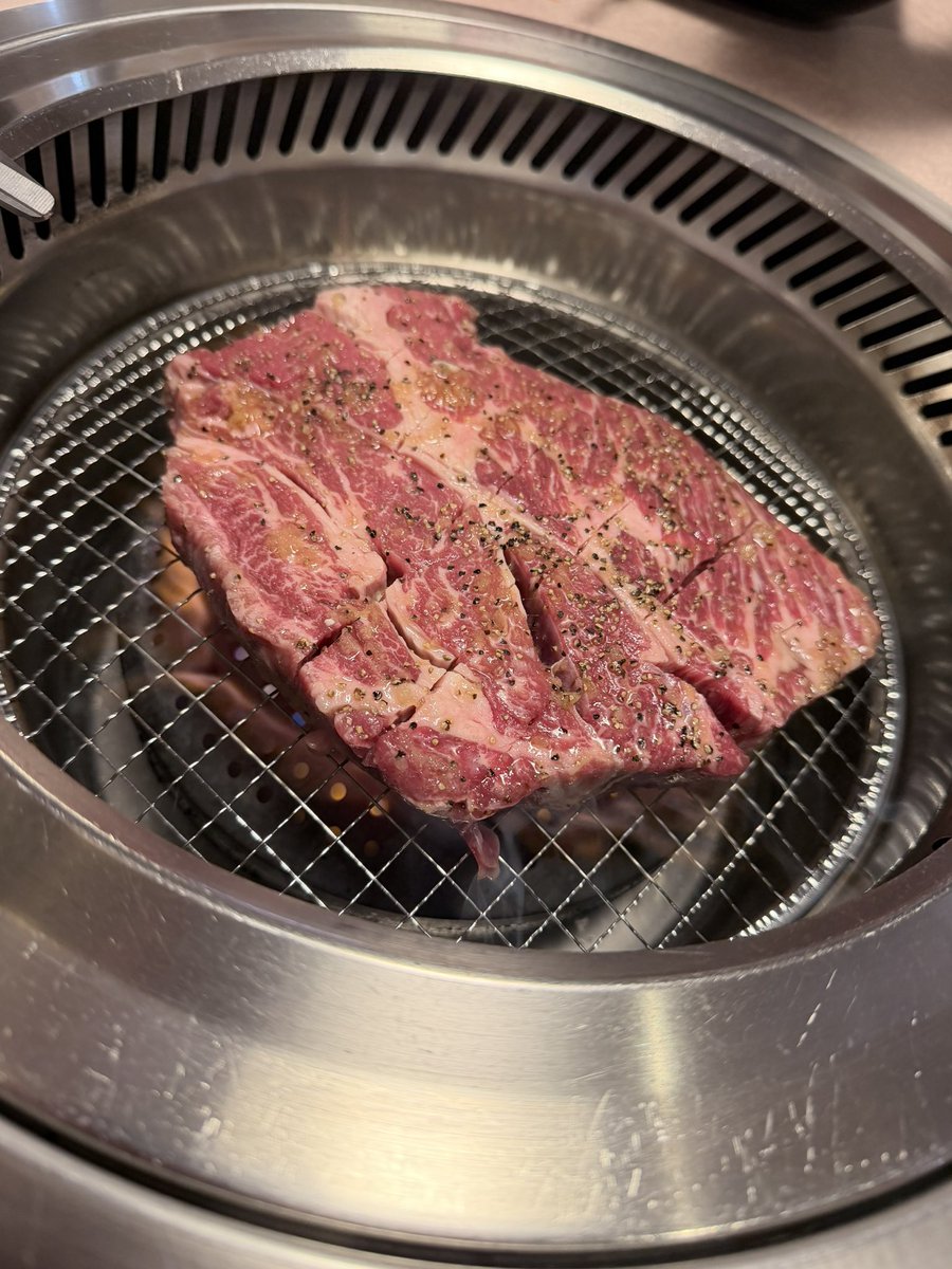 神信ミチル tweet media