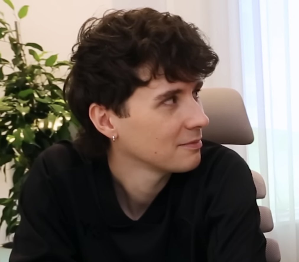 liz (^з^)-☆ tweet media