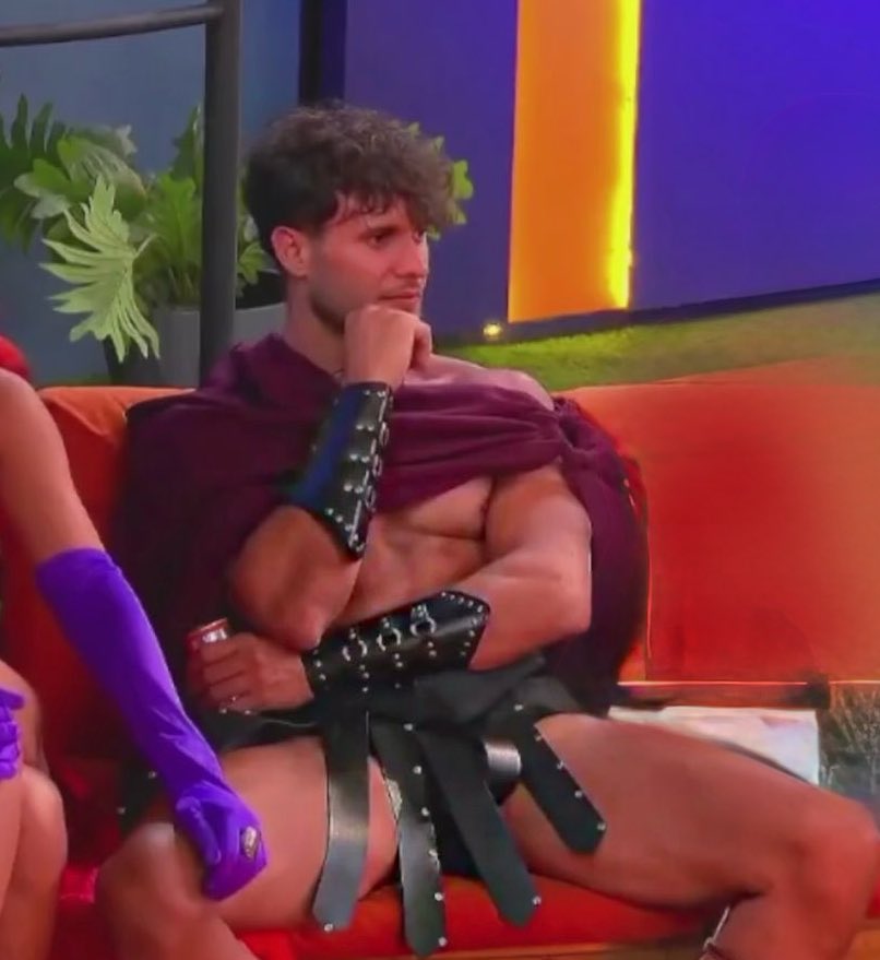 𝐂𝐋𝐀𝐔 𝐌𝐄𝐍𝐃𝐄𝐙 ❤️‍🔥 tweet media