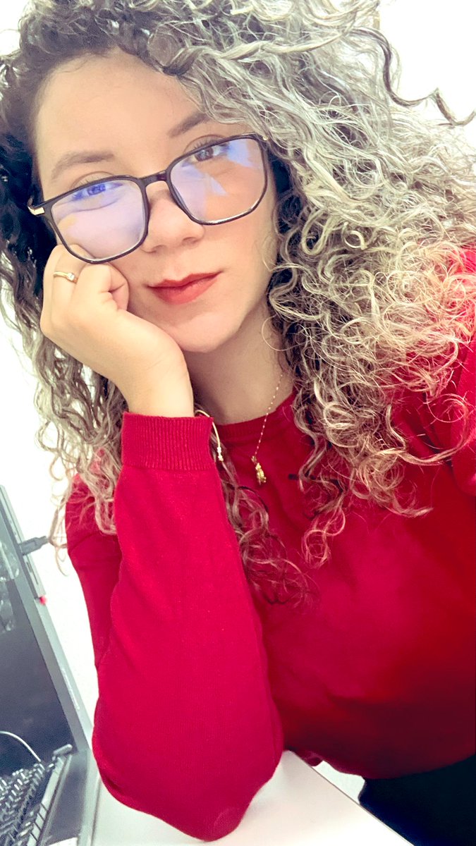 Diana Durán 📚 tweet media