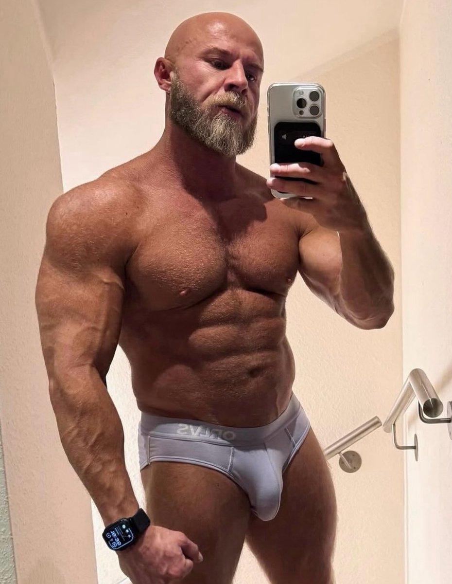 PopsHomies tweet media