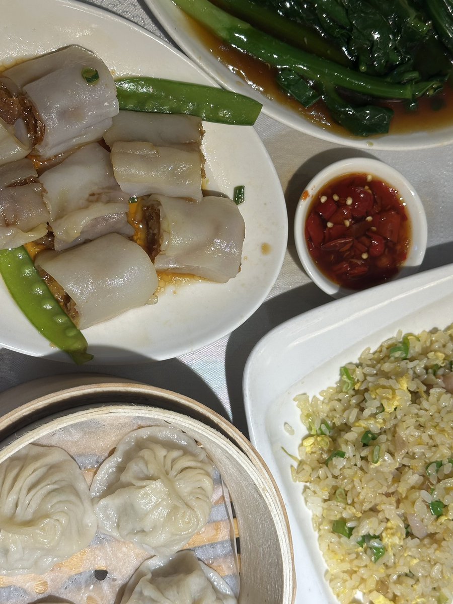 챱츄♡꙼̈ tweet media