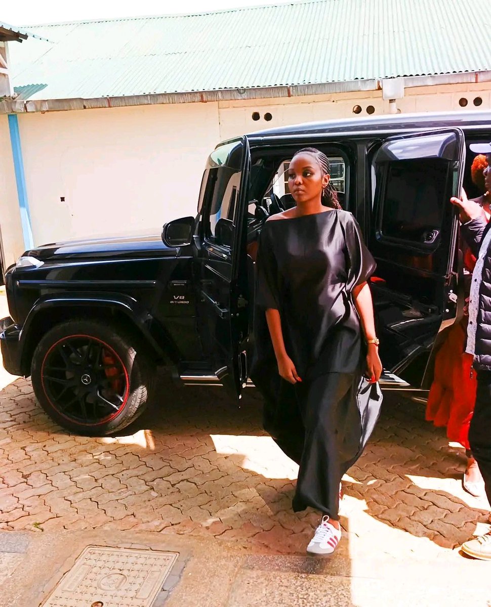 Mastardcesh tweet media