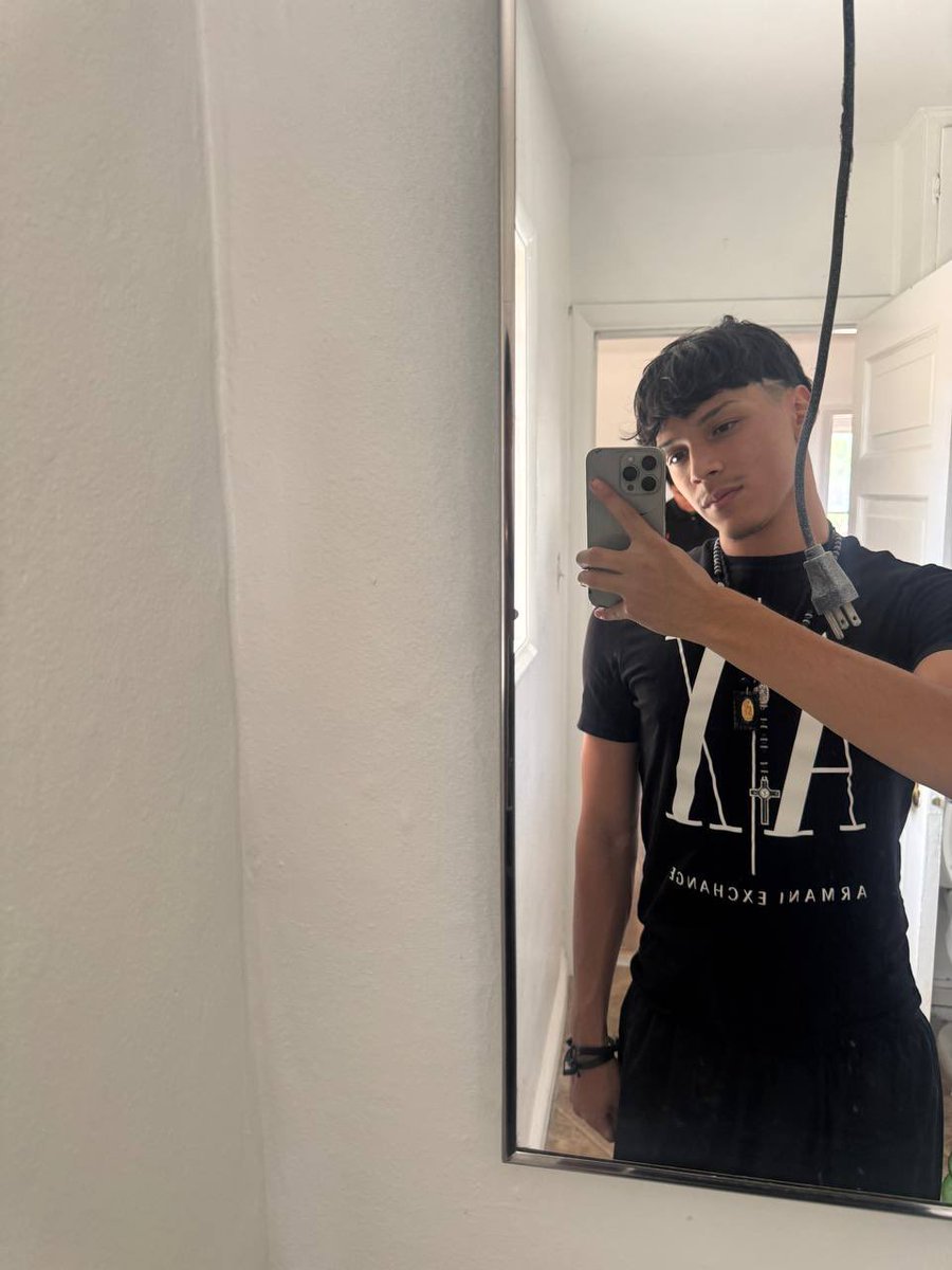 Ihorchatah's tweet image. #cali instagram.com/poloelceo9