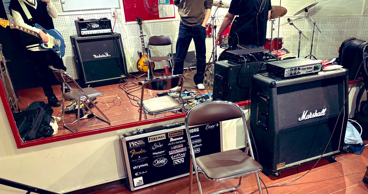 ぽえとるて tweet media