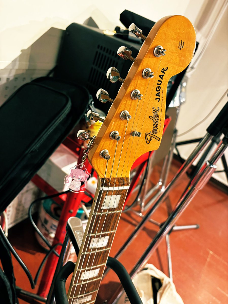 ぽえとるて tweet media