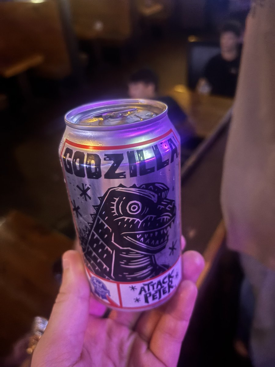 pbrAidanKnaak's tweet image. Weins downgraded to 8 ounce beers #wtf