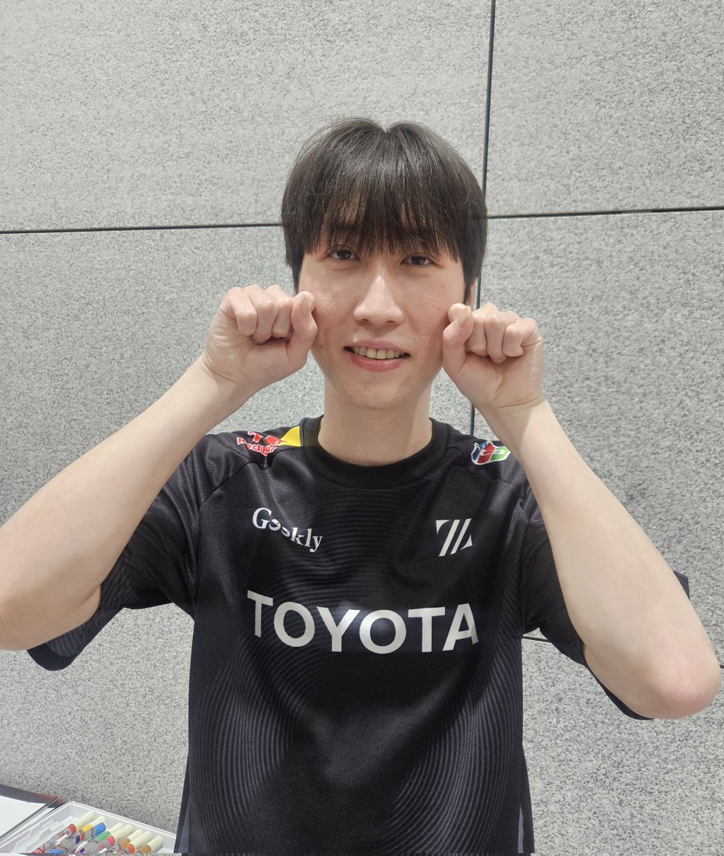 째니리치🍀 tweet media