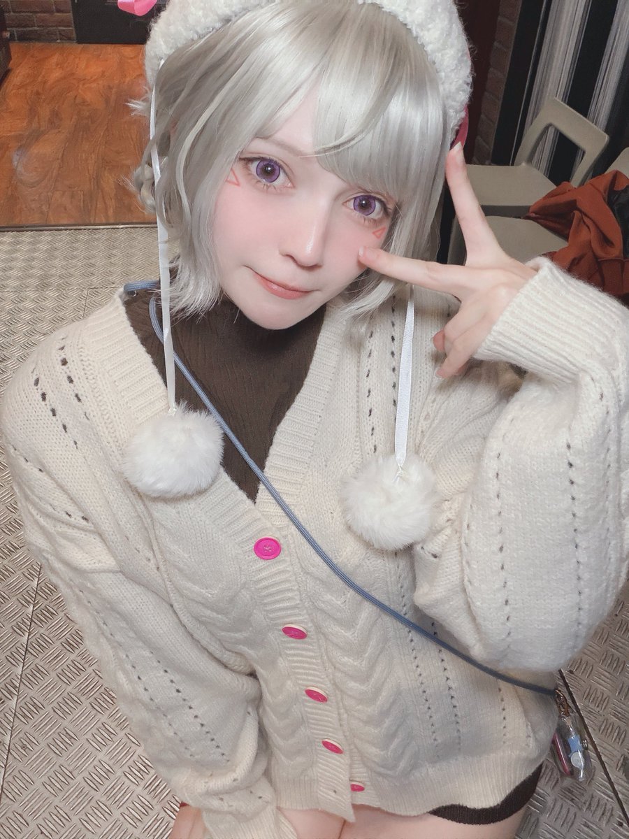 みのたろ tweet media