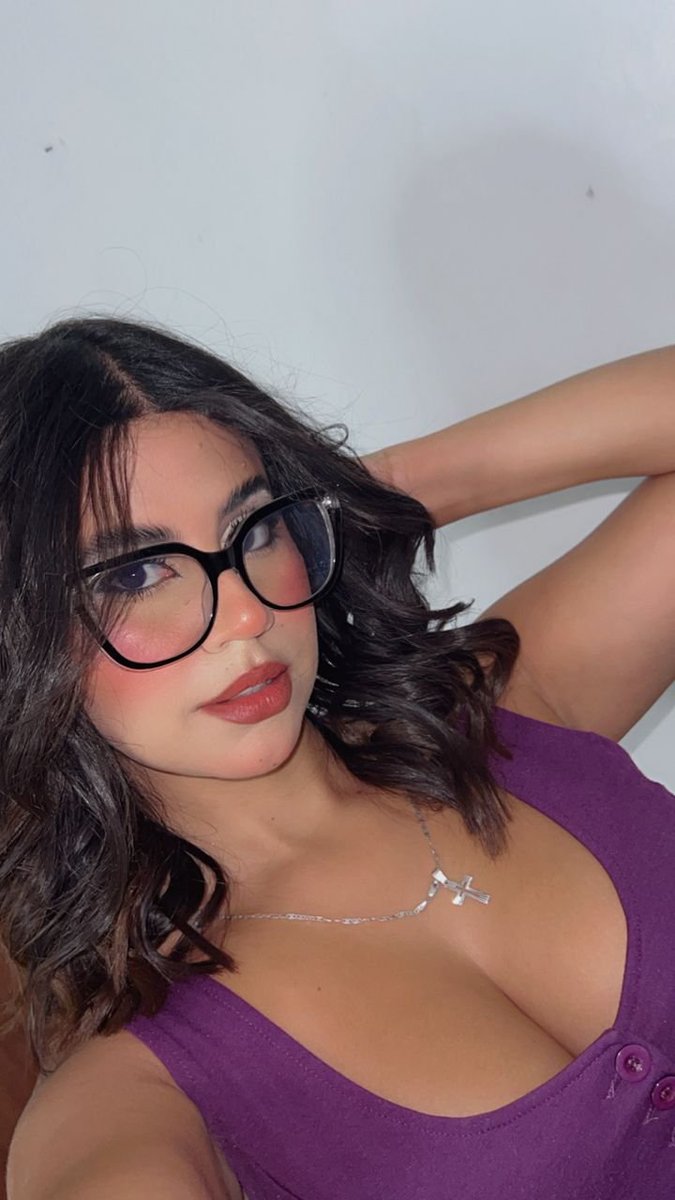 𝓢𝓬𝓪𝓻𝓵𝓮𝓽 𝓥𝓮𝓷𝓽𝓾𝓻𝓮 ♥ tweet media