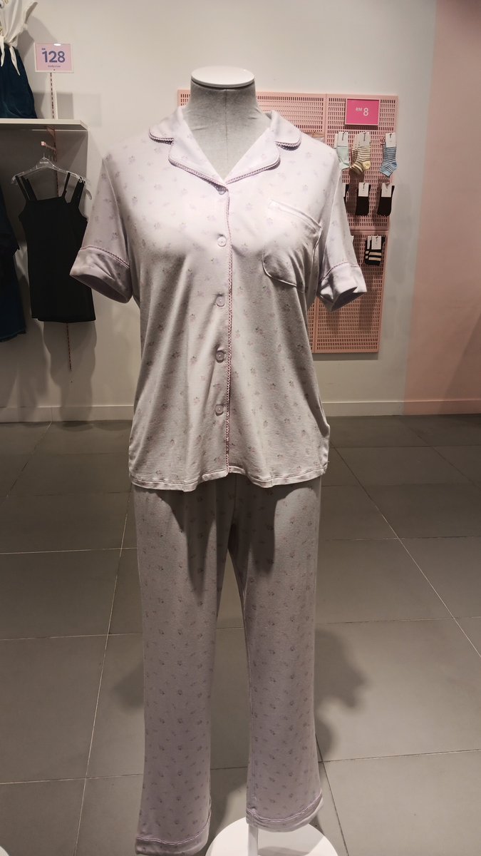 ThickerPuff's tweet photo. Pajamas ✨️
RM128 1 set!
Dm me ♥️ https://t.co/HnOYPaZkjw