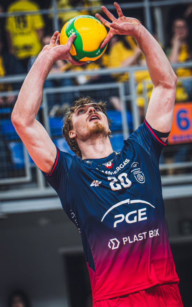 ʟᴇɪᴘᴢɪɢ ʟɪᴏɴ tweet media