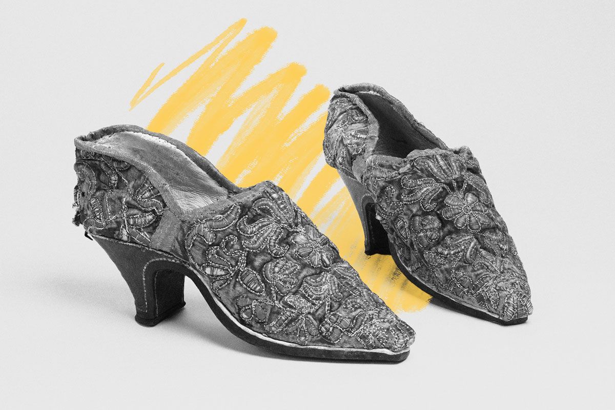 witzshared's tweet image. Early shoes made no #distinction between left and right #feet. buff.ly/RdAO81J