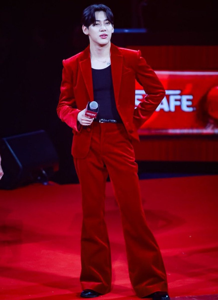 FC💜BamBam Only 💯 tweet media