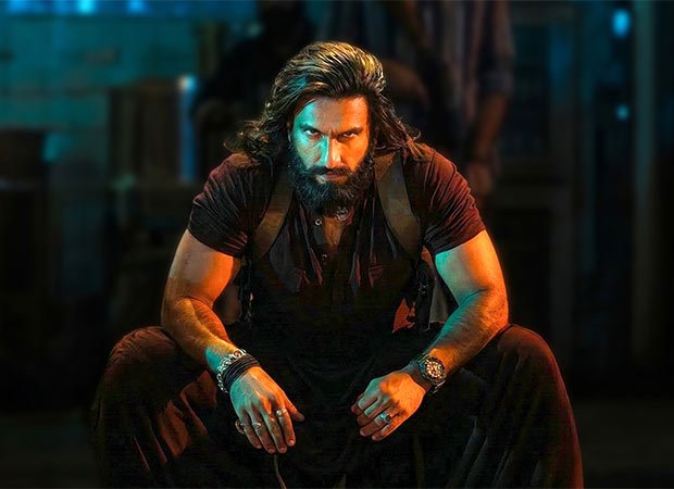 ManozTalks's tweet photo. #Dhurandhar2 ~Taken a BIG START on 3rd SATURDAY -- 17-20 % Higher🌞🔥🧨

27-29 Cr net (Hindi) ~ 3rd Saturday is What this #RanveerSingh Starrer
Should aim

#40Cr Worldwide+ Today as Per MORNING TREND💫✅

#1550Cr Worldwide by end of the Day

#Dhurandhar‌TheRevenge https://t.co/oI4dxbAob1