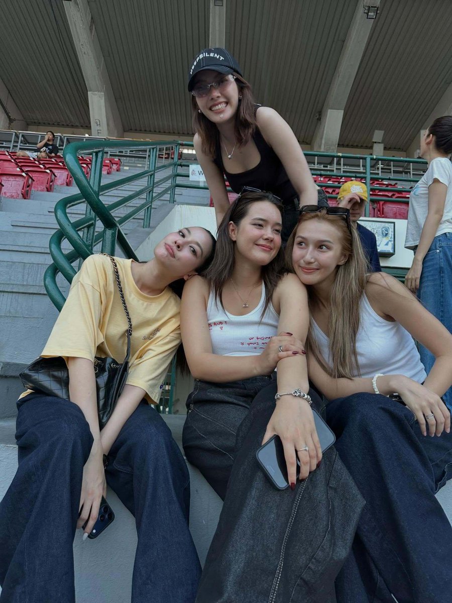 noctivibes 🍃✨ tweet media