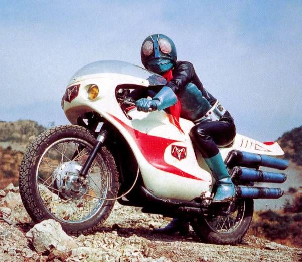 昨日の、#仮面ライダー生誕55周年 の発表でのサイクロン号見て改めて