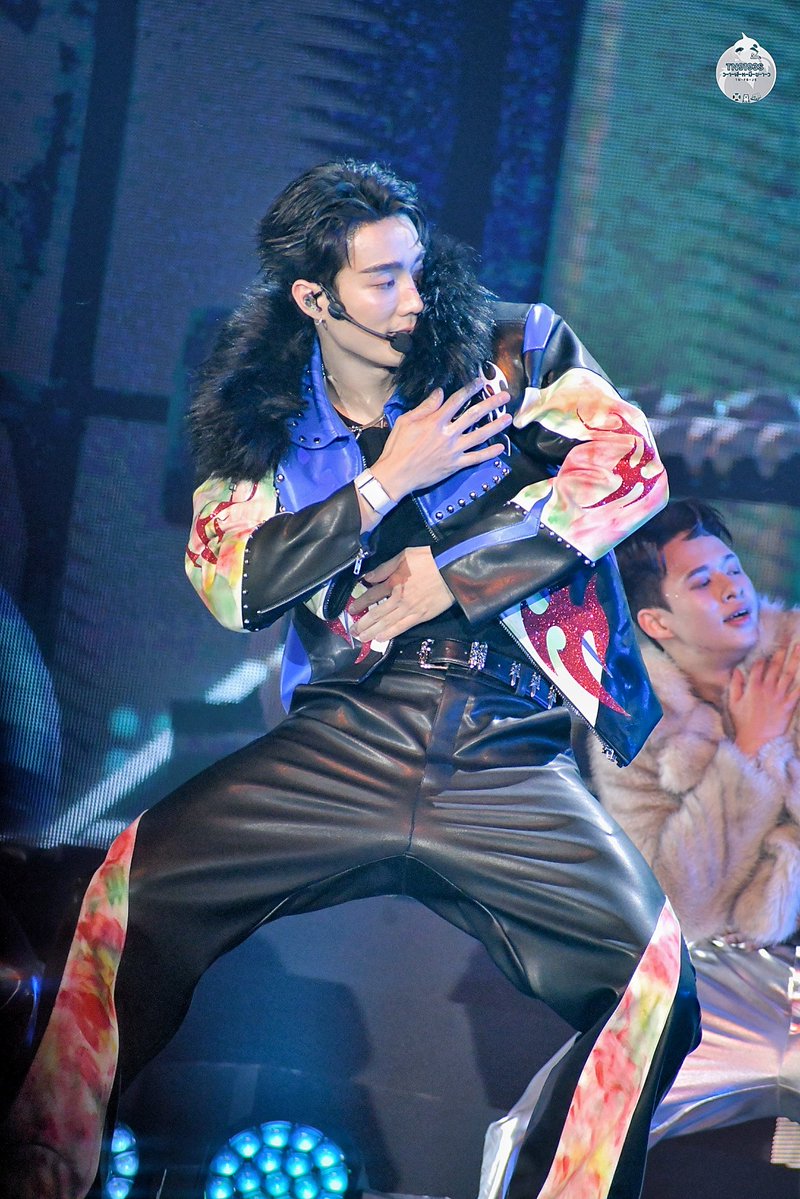 ว-า-ฬ-ห-มี-ข-า-ว (𝚃𝙽-𝙵𝙱-𝙹𝚂) tweet media