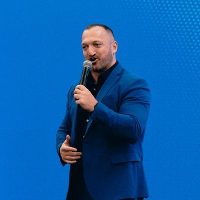 The Taylor Swift Daily tweet media