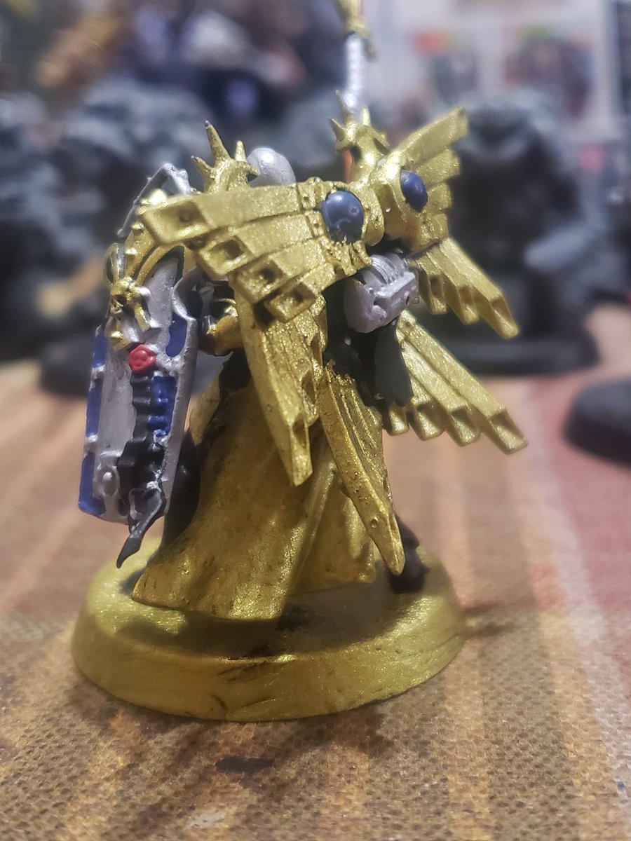 "We are the Emperor's Might manifest in the Galaxy. Let sing his command, and know his decree of Death."
Seraph pattern command armor for my #warhammer40k #sistersofbattle unit. Adorned the golden light of the Emperor's Might, these women are a blessed few.