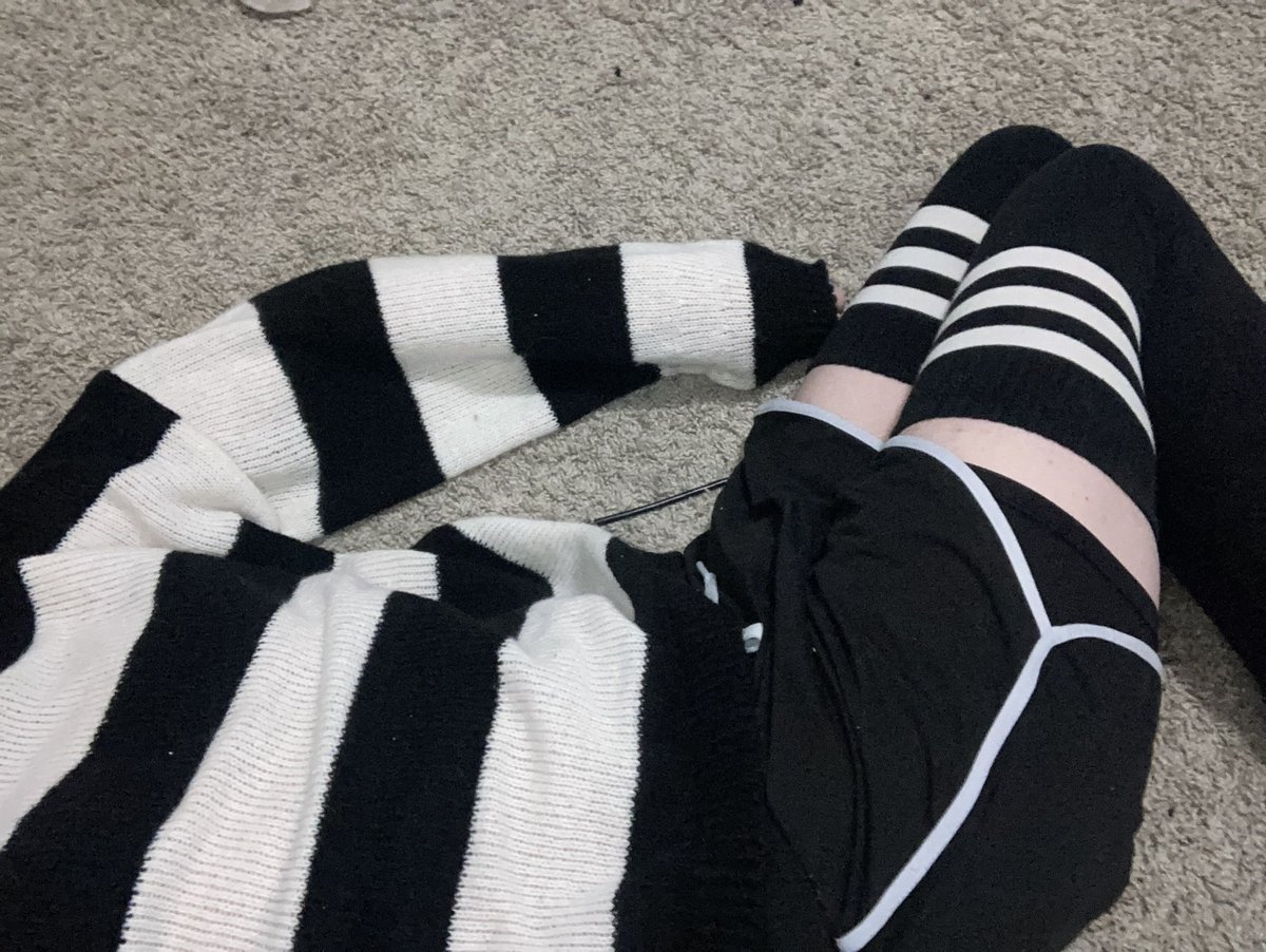 SleepySnipey tweet media