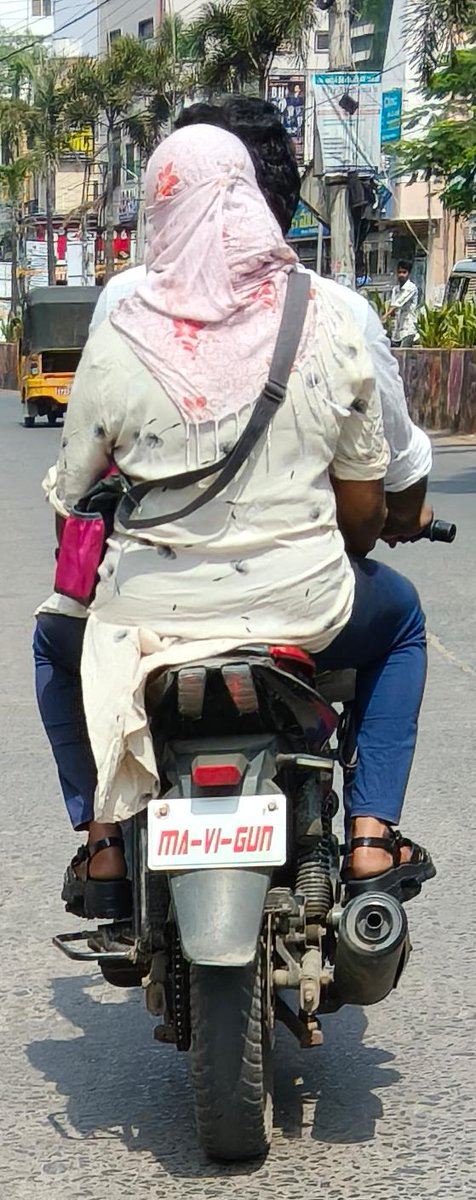 S A L A A R R E D D Y tweet media