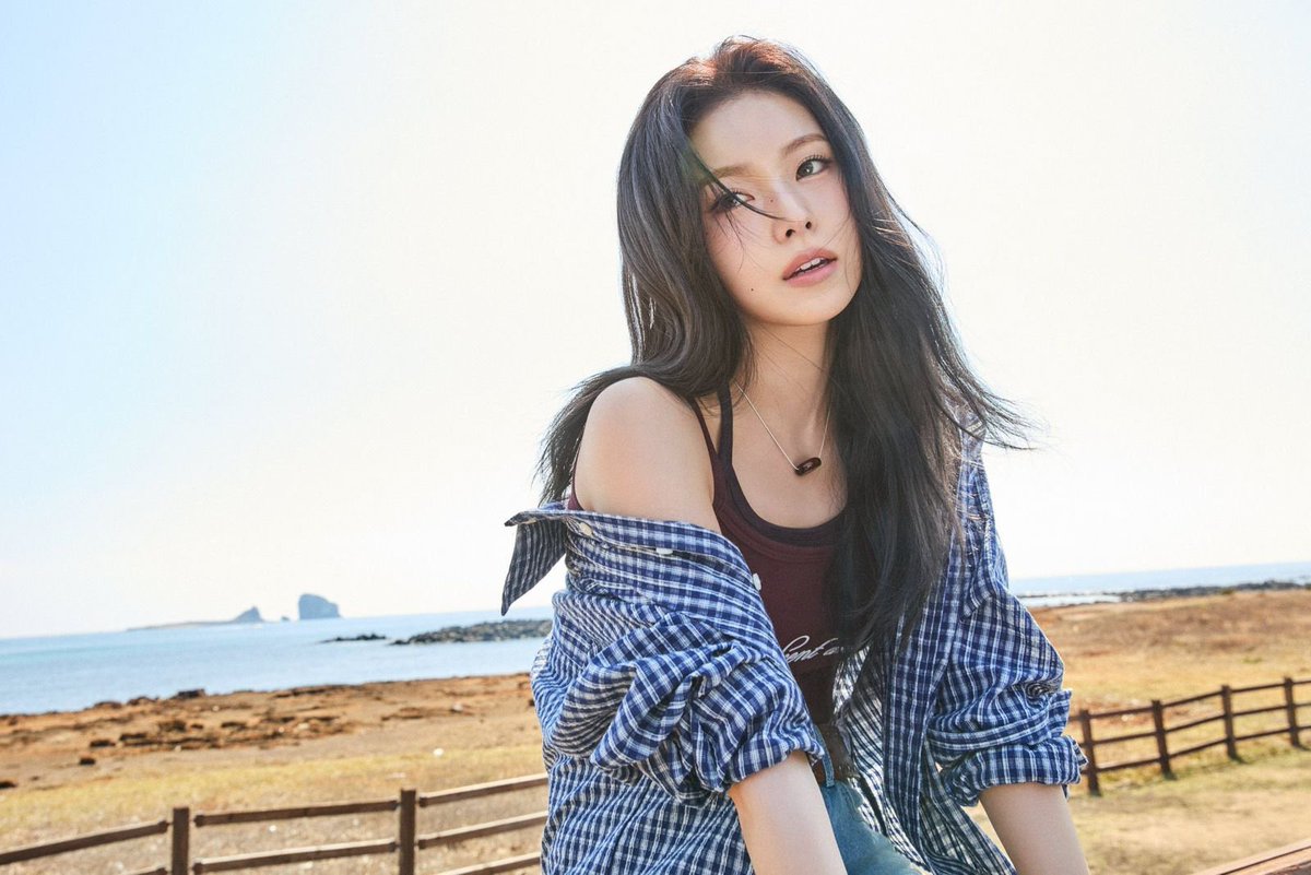 NMIXX Charts tweet media