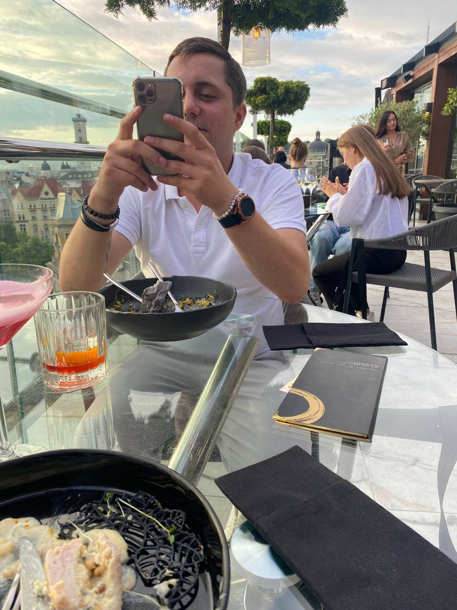 thekasik tweet media