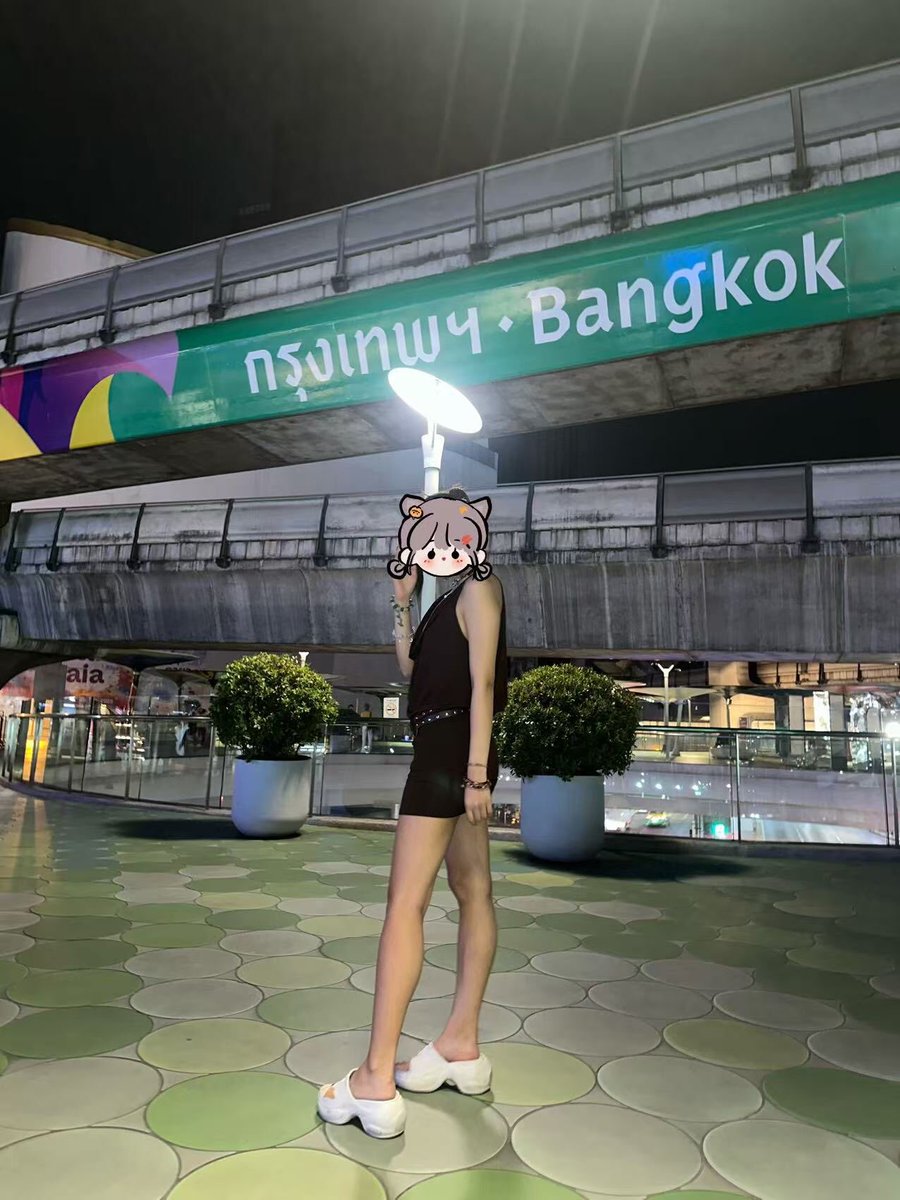 上海字母墙 tweet media