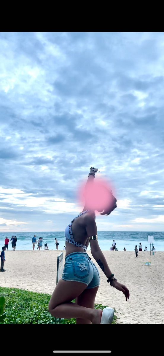 上海字母墙 tweet media