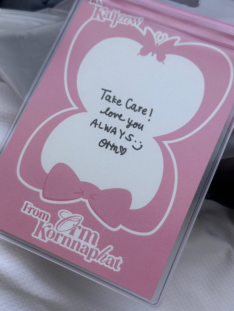 ᵍ ･。 tweet media